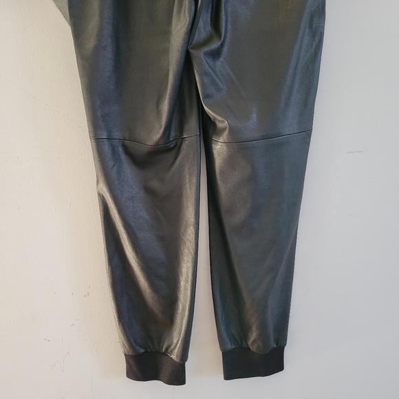 BCBGMaxAzria Sugi Faux Leather High Rise Jogger Pants Black M - Picture 9 of 12